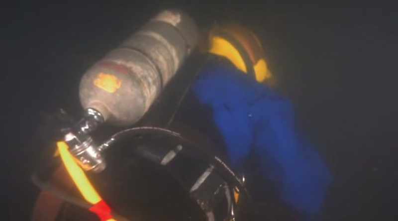[narrator] While diving a clogged outflow pipe in New London, Connecticut