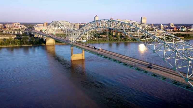 [narrator] While it took around two hours to clear the bridge