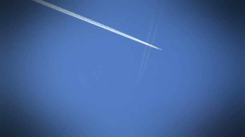 Narrator: YET, CONTRAILS USUALLY FORM ABOVE 30,000 FEET