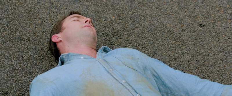 Nathan get up She's getting away