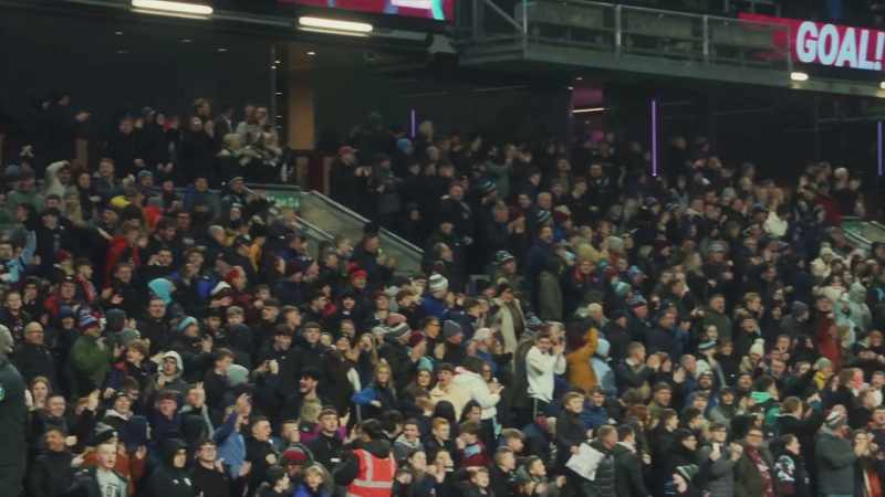 Nathan Tella has won it for Burnley!'