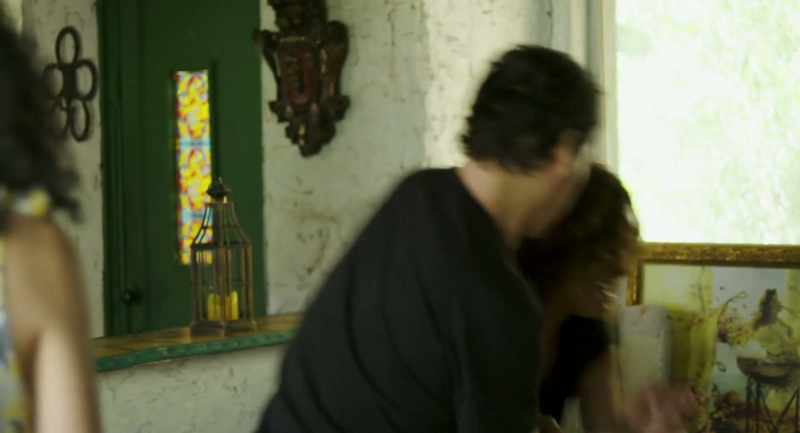 [Nena screaming] -[Marcus grunting]