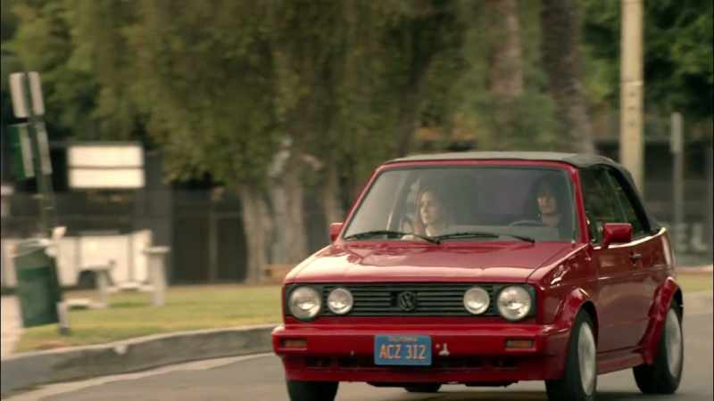 [ NEW WAVE MUSIC PLAYS ON RADIO ]