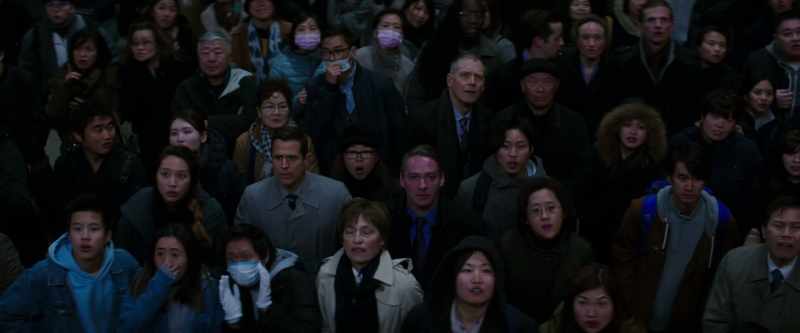 (newsman speaking Cantonese)