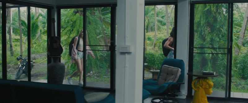 Nicio problemă. Pot să filmez singură