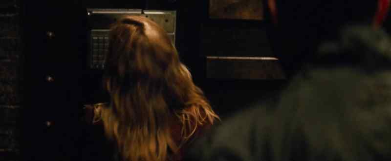 Nick! Open the door!