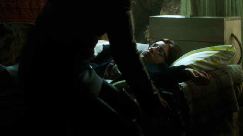 NIKITA: Kate. Kate, wake up
