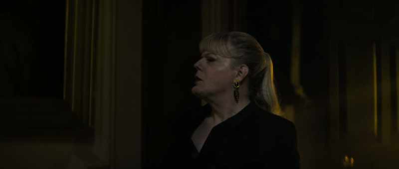[Nina sniffing]
