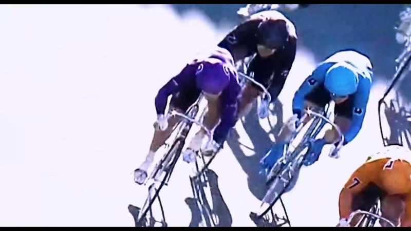 No.5, no 4! No.3 and No.4. No.3 is sprinting!