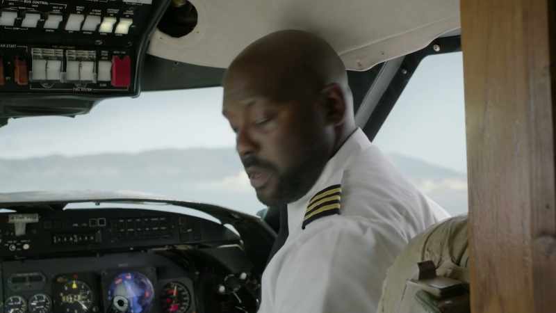 No communication with air traffic control. Understand?