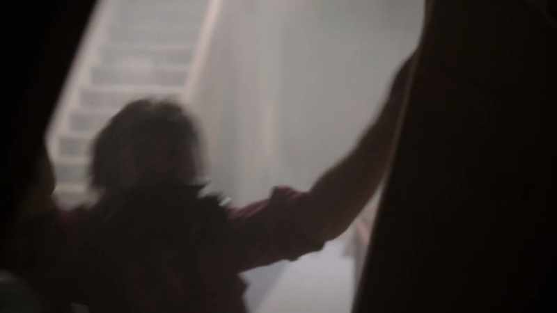 No! Cyrus! -[people screaming]