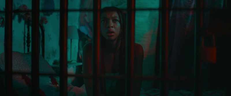 �� No fun and games, those runaways get locked in chains ♪