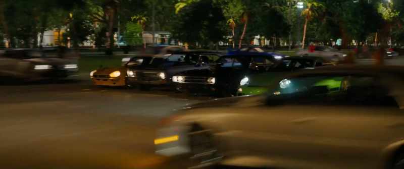 �� No me hagan sacar a la maquina del garaje ♪