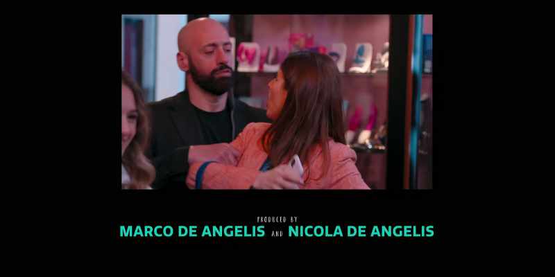 No, I know her! Vale, it's me, Maddalena!
