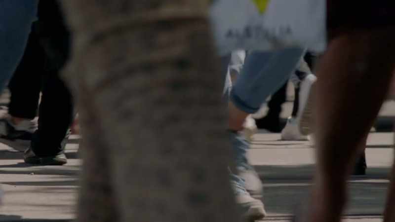 �� No more hanging 'round, wondering what to do in town ♪