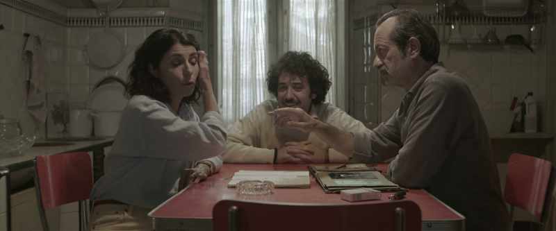No, no, basta, devo riprendermi. E stasera voglio fare bella figura