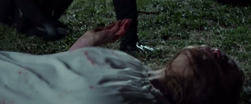 No! No! I don't wanna die, stop!