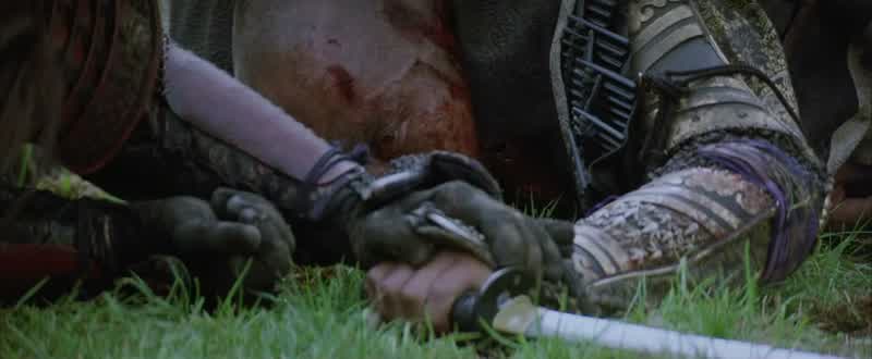 No. Shoot! Kill Katsumoto! Kill the American! You have your honor again. Let me die with mine