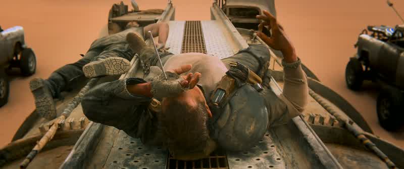 Hey. Stay with me. - Stay with me. - Stay with me. - Hey. - Hey! Are you there? You finish that! I'l
