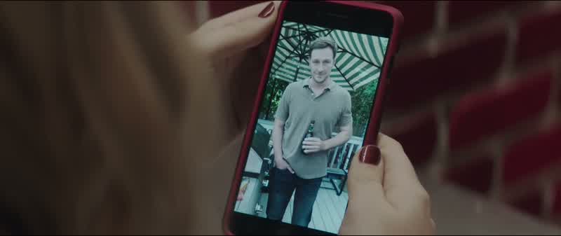 No. - She's not answering. - Wait
