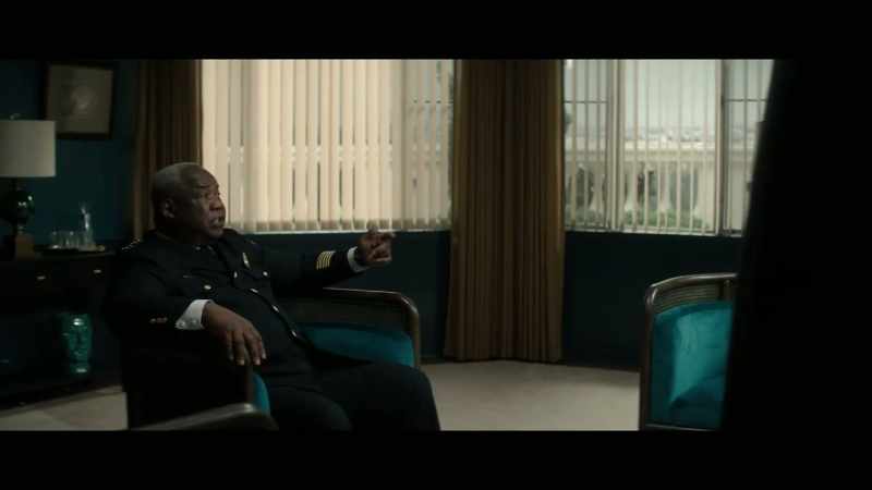 No solo quiere ser Letitia Baldrige. Quiere ser Jackie