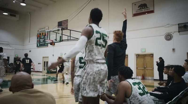 �� Nobody... ♪ - Hampton will launch a three!
