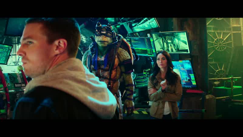 Hey guysNobody move Don't moveThere is a giant rat back thereYeah we've uh Mmm hmmSeen him around here beforeYou know there's only one way to get rid of himYou got to get lowLow YeahWhen you go at him