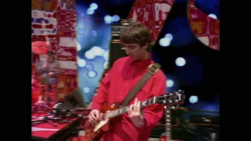 [Noel Gallagher] We're just a rock 'n' roll band