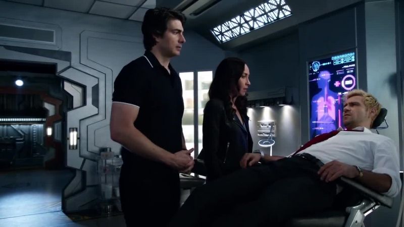 Nora Darhk, what the blooming hell are you doing here, eh?