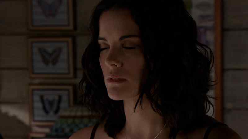 Nothing is happening. - Just relax