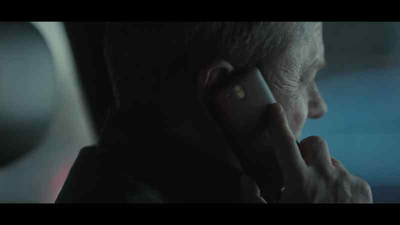 Nothing makes any sense. - Talk to me