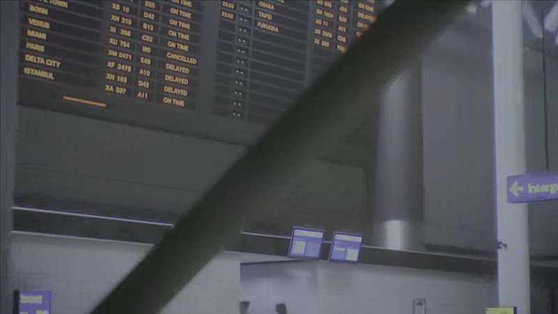 Now boarding at gate d-51