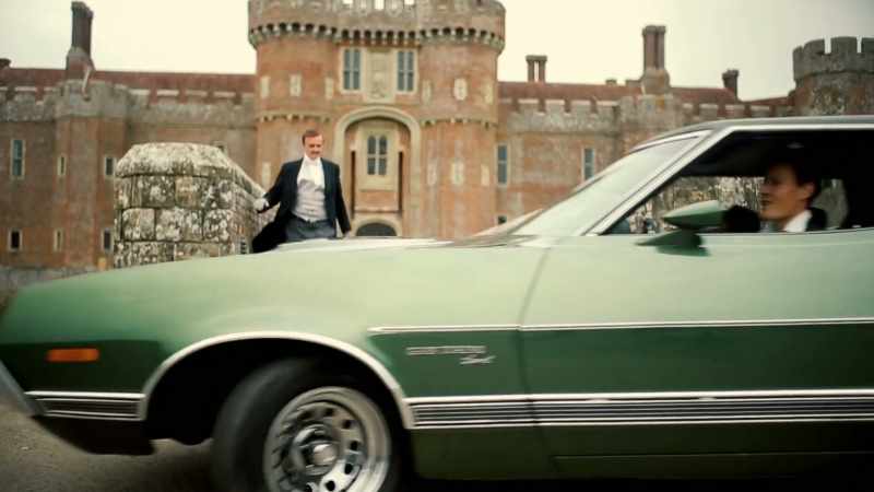 Now Daddy does drive that old car