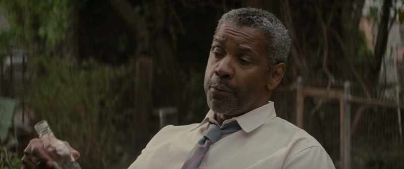 Now, when he commenced to whipping on me
