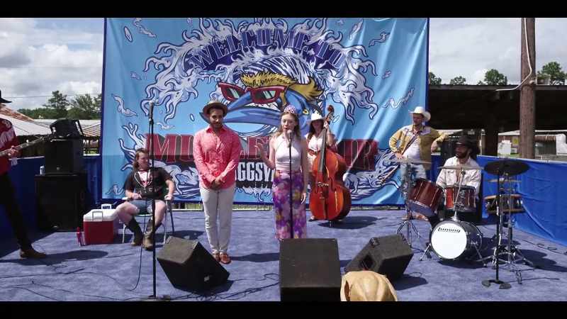Now, keep that Boggsville welcome goin'