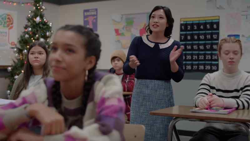 Now, let's all put our hands together for Ms. Garplum