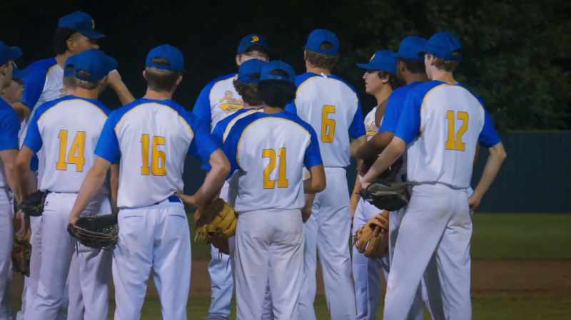 Now look, guys, I think we should run the bases