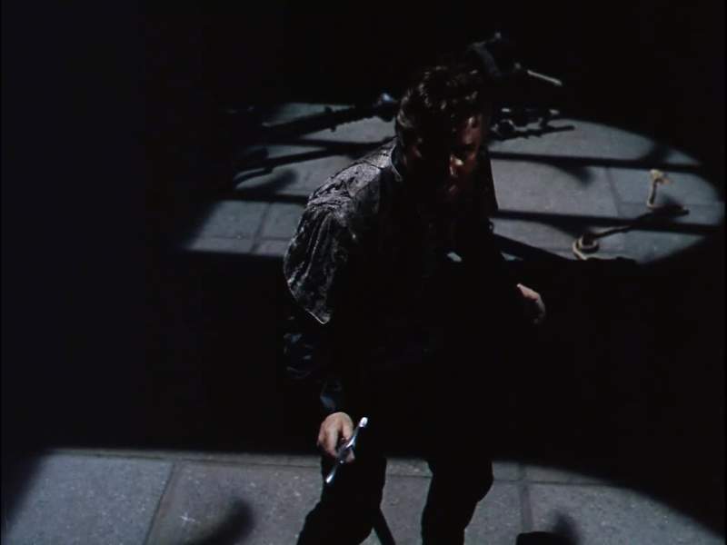 Now marchese we're in the dark where a sword is