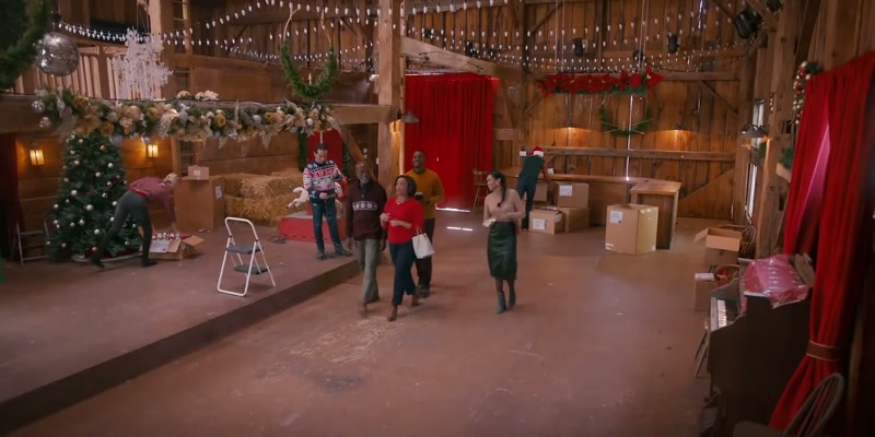 Now Mona, we need to make sure that all the decorations