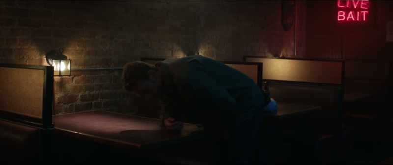 �� Now as the rain beats down ♪