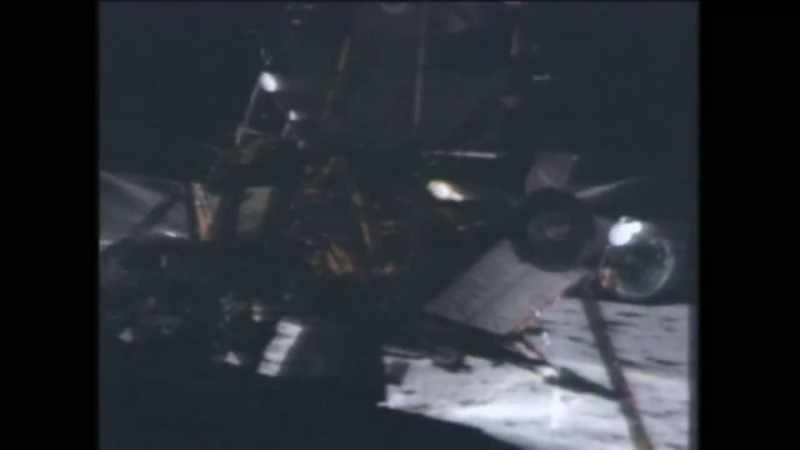 Now, the same astronaut enters the right frame
