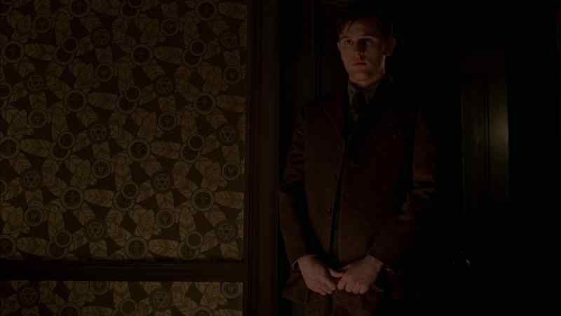 Nucky: What's your name?