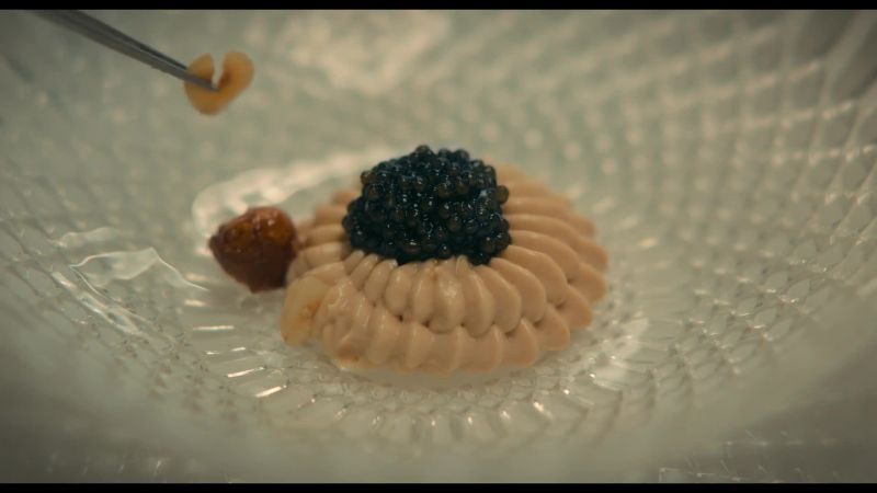 Nuzzle that sliver into the pudding just to lock it in