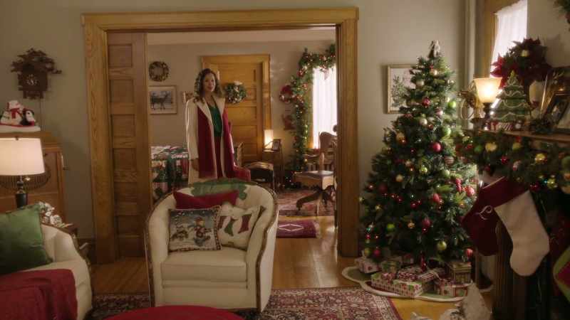 (♪ O Christmas Tree ♪)