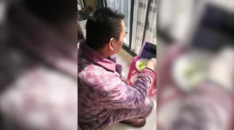 O pai de Wang Wei teve sorte de sobreviver
