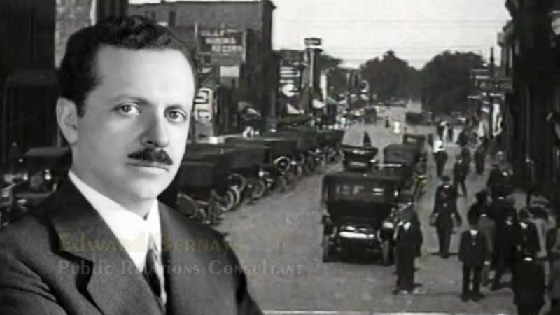 O, piuttosto, con suo nipote Edward Bernays