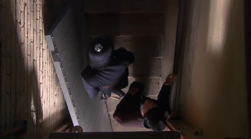 Obviously forced entry, sir