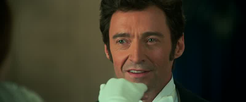 Of course you are the AmericanI believe I might have heard of youOh well if you've heard of me all the way over hereI must be doing something rightThat or something very wrongWell in the world of