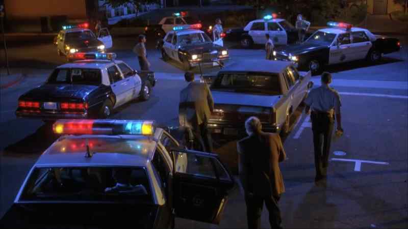 (officer) Let's get another unit down to the north end