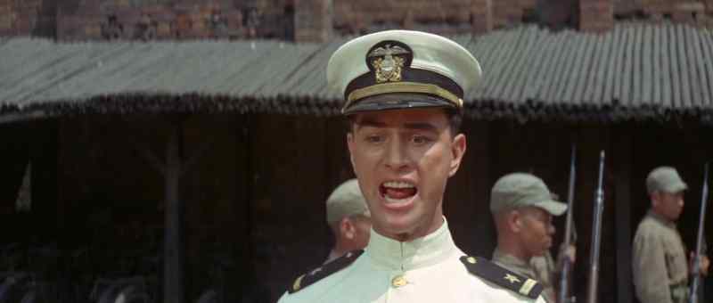 [Officer Shouting, Chinese]